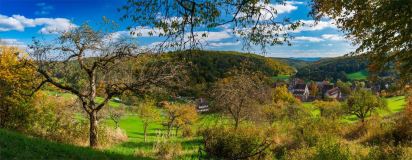 Land_023_2025_10Panorama_Bebenhausen_1_wb13020