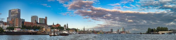 127_2025_08Hamburg_9wb78129