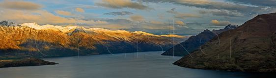 133b_2023_07Neuseeland_LakeWakatipu_wb