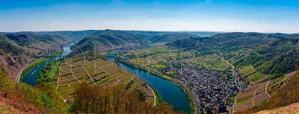 Moselschleife bei Bremm, Deutschland 2017